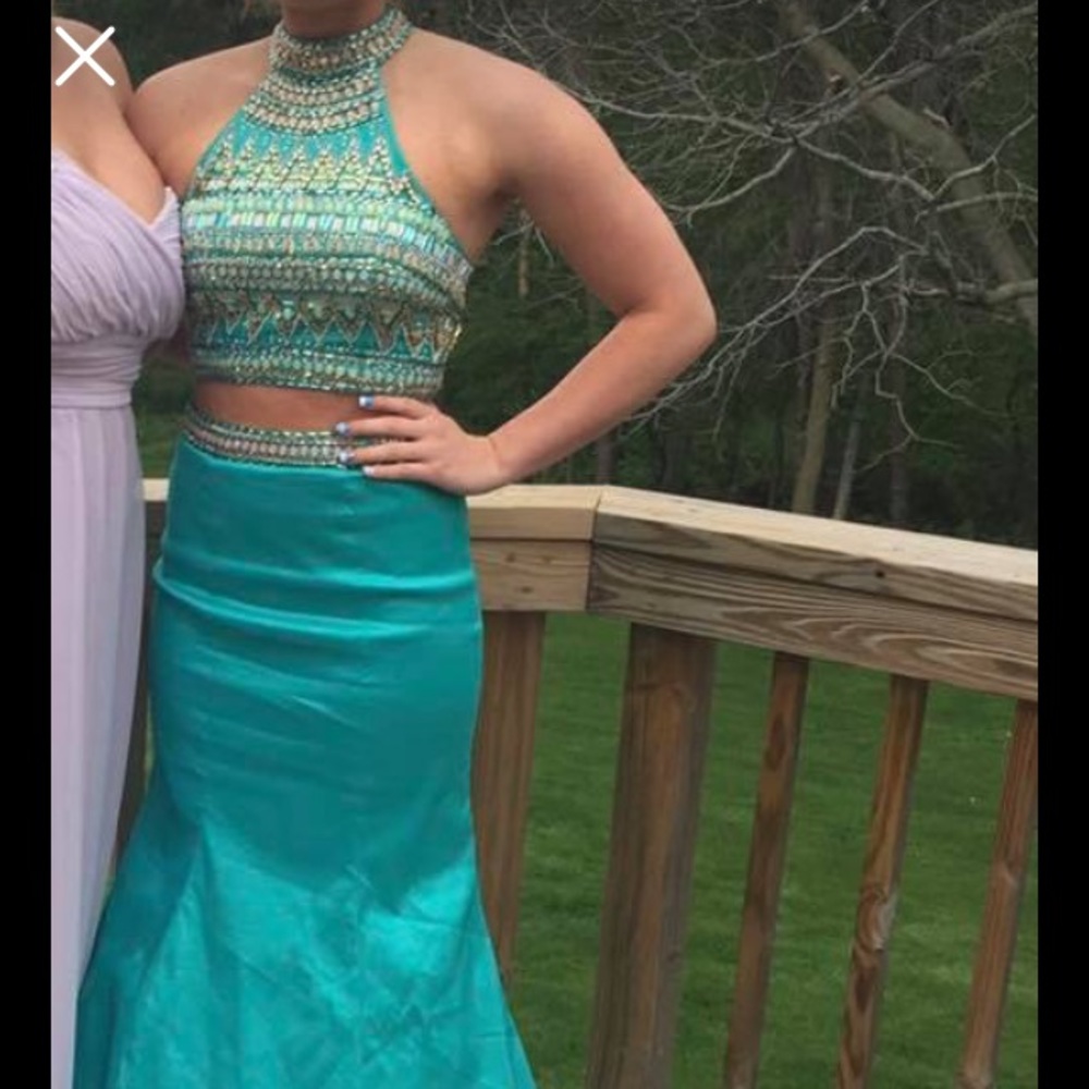 Prom dress